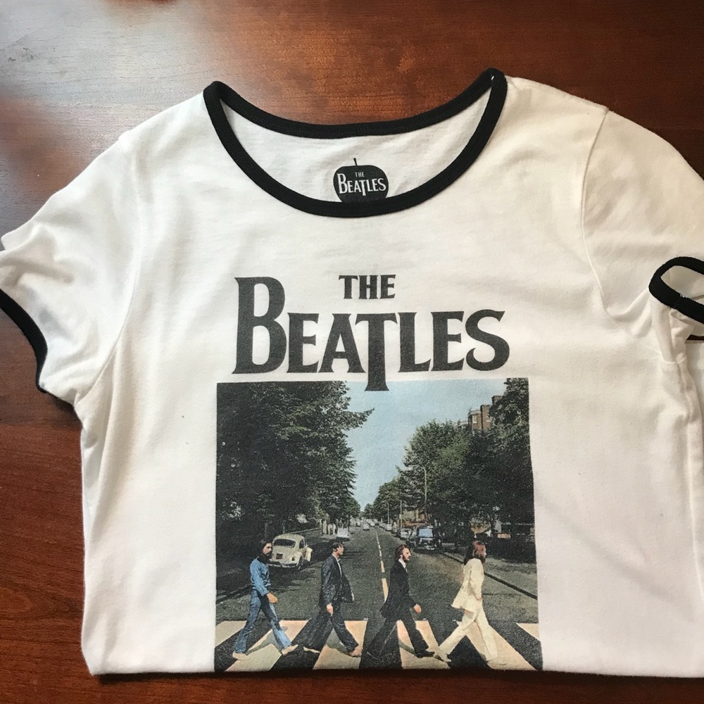 Graphic T